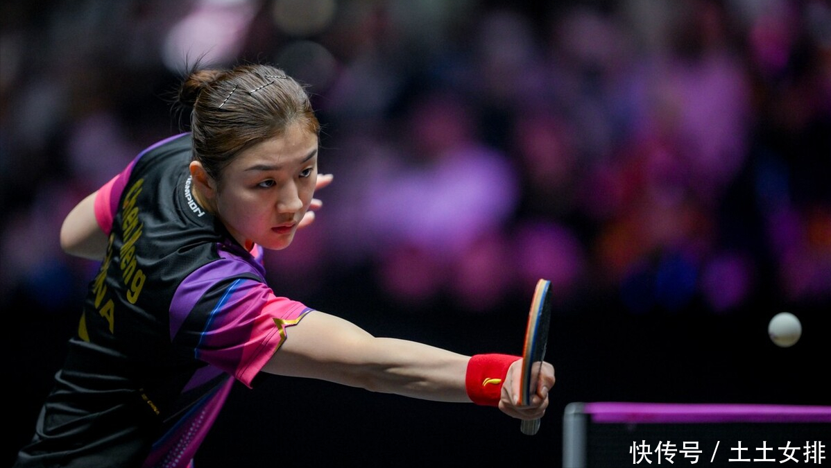 何突围的 何突围的