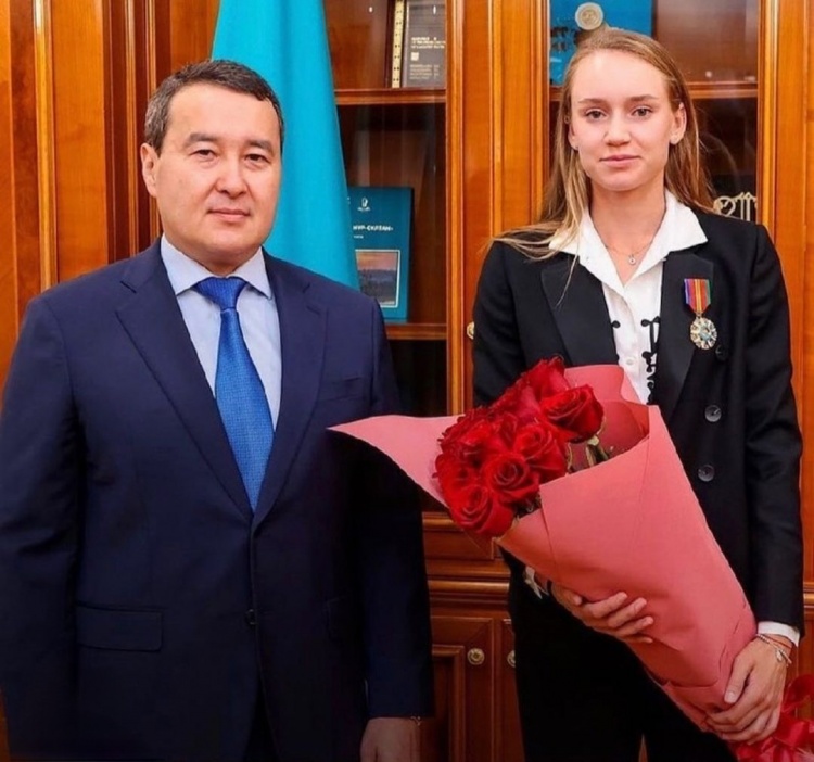 定的步伐走 定的步伐走