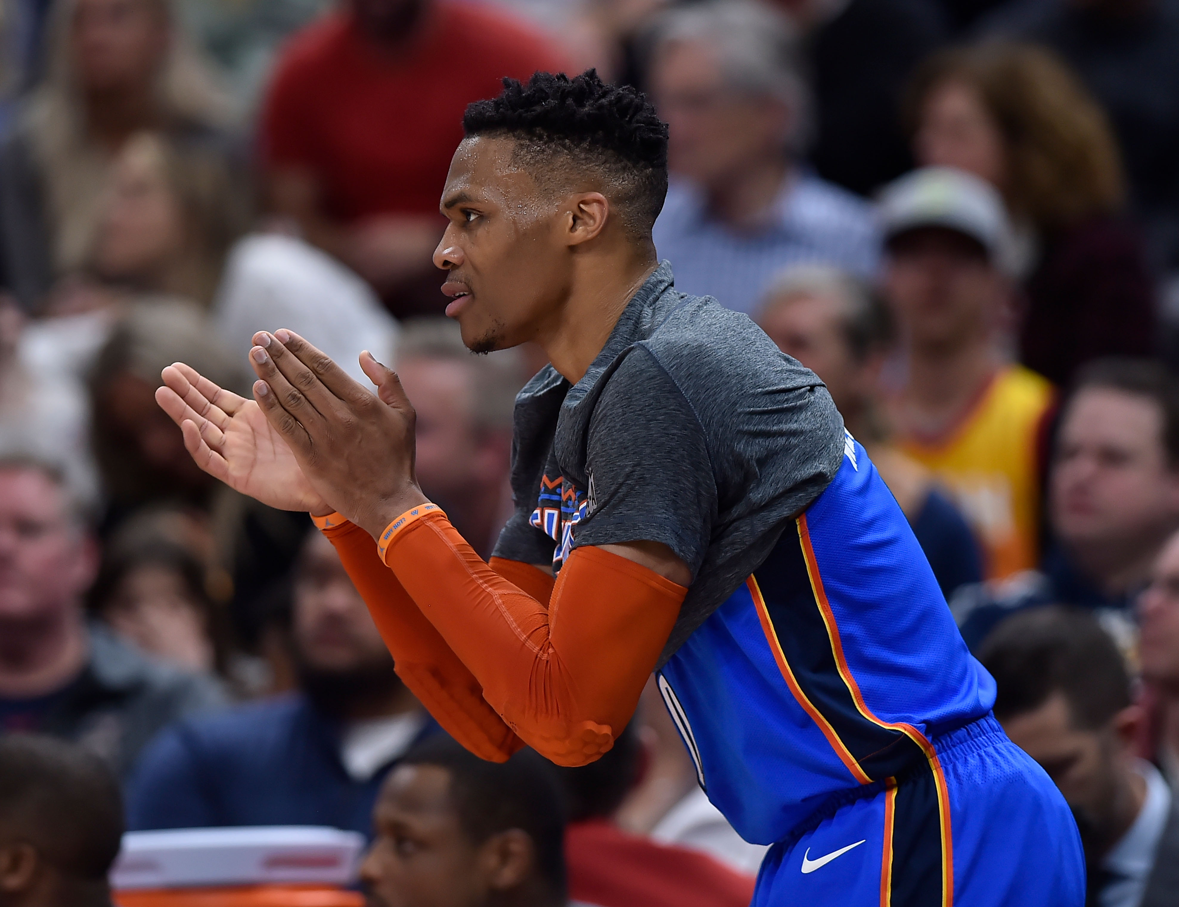 为大学篮球 为大学篮球